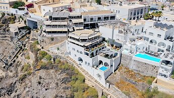 Kastro Suites