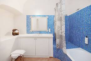 Kastro Suites