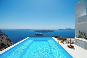 Kastro Suites