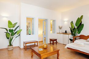 Kastro Suites