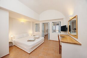 Kastro Suites