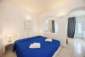 Kastro Suites