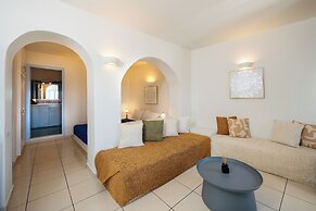 Kastro Suites