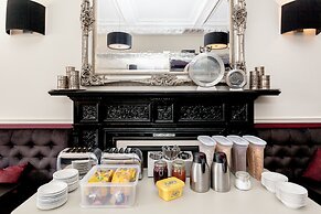 West End Hotel - Hostel