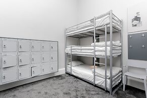 West End Hotel - Hostel