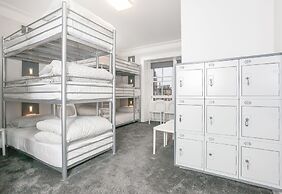 West End Hotel - Hostel