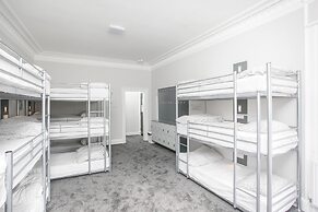 West End Hotel - Hostel