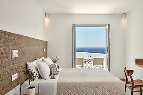 Manoulas Beach Mykonos Resort