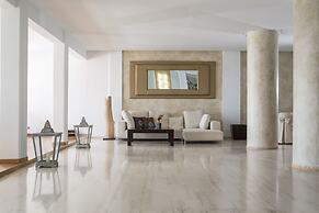 Manoulas Beach Mykonos Resort