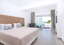 Manoulas Beach Mykonos Resort