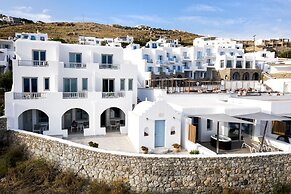 Manoulas Beach Mykonos Resort