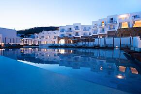 Manoulas Beach Mykonos Resort
