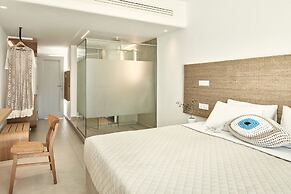 Manoulas Beach Mykonos Resort