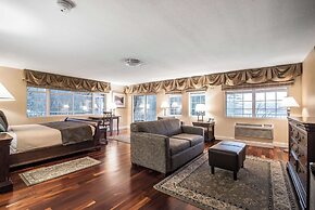 Riverside Hotel, Ascend Hotel Collection
