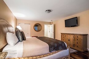 Riverside Hotel, Ascend Hotel Collection