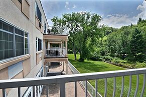 Riverside Hotel, Ascend Hotel Collection