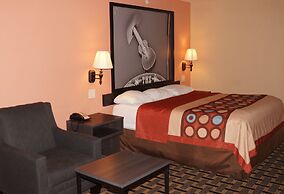 Super 8 by Wyndham Farmers Branch/North Dallas