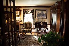 Williamsburg Sampler B & B