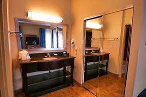 Hampton Inn & Suites Jacksonville - Beach Blvd/Mayo Clinic