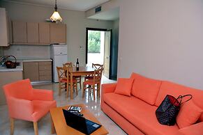 Evia Hotel & Suites