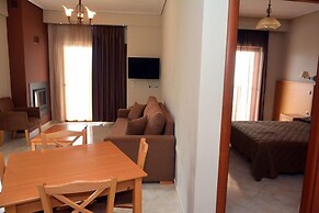 Evia Hotel & Suites