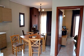 Evia Hotel & Suites