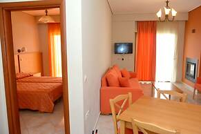 Evia Hotel & Suites