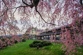 Tsumagoi Prince Hotel
