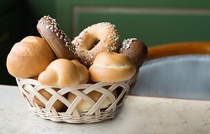 Plaza Hotel Alexandria