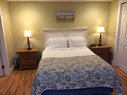 Glen Cove Inn & Suites