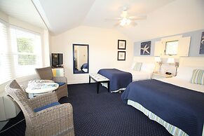 Glen Cove Inn & Suites