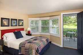 Glen Cove Inn & Suites