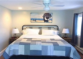 Glen Cove Inn & Suites