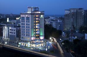 Holiday Inn Dar Es Salaam City Center by IHG