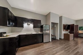 Best Western Plus Bowie Inn & Suites