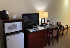 Hotel Lincoln Inn on Route 66 and near I-55