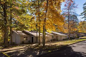 Los Lagos at Hot Springs Village a Ramada by Wyndham
