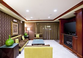 Holiday Inn Express Hotel & Suites Woodland Hills by IHG