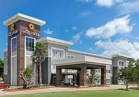 La Quinta Inn & Suites by Wyndham Jacksonville TX