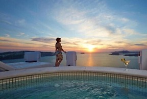 Athermi Suites - Adults Only