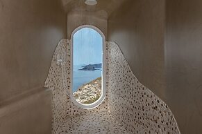 Athermi Suites - Adults Only