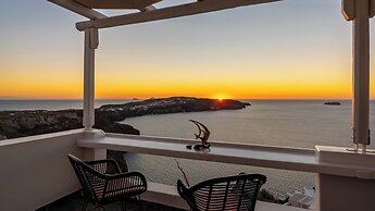 Athermi Suites - Adults Only