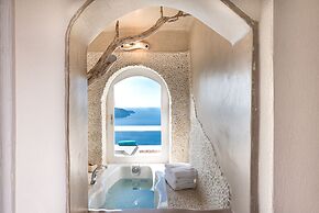 Athermi Suites - Adults Only