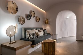 Athermi Suites - Adults Only