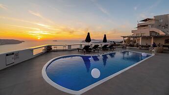 Athermi Suites - Adults Only