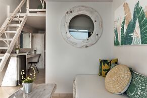 Athermi Suites - Adults Only