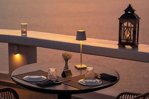 Athermi Suites - Adults Only
