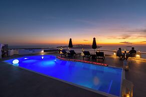 Athermi Suites - Adults Only