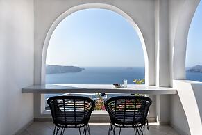 Athermi Suites - Adults Only