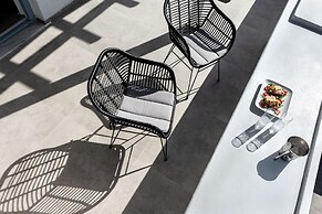 Athermi Suites - Adults Only